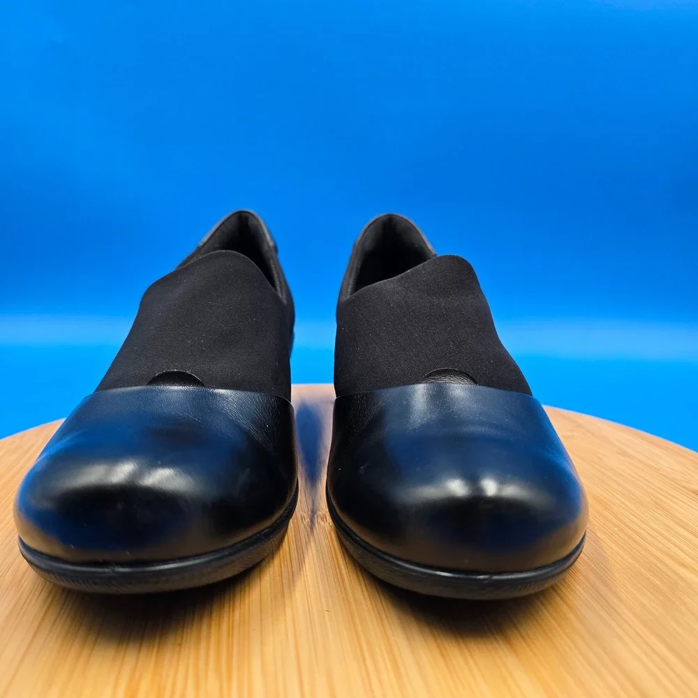 ECCO Shape 35 Black Leather GORE-TEX Waterproof Block Heel Pumps EU 40 US 9-9.5